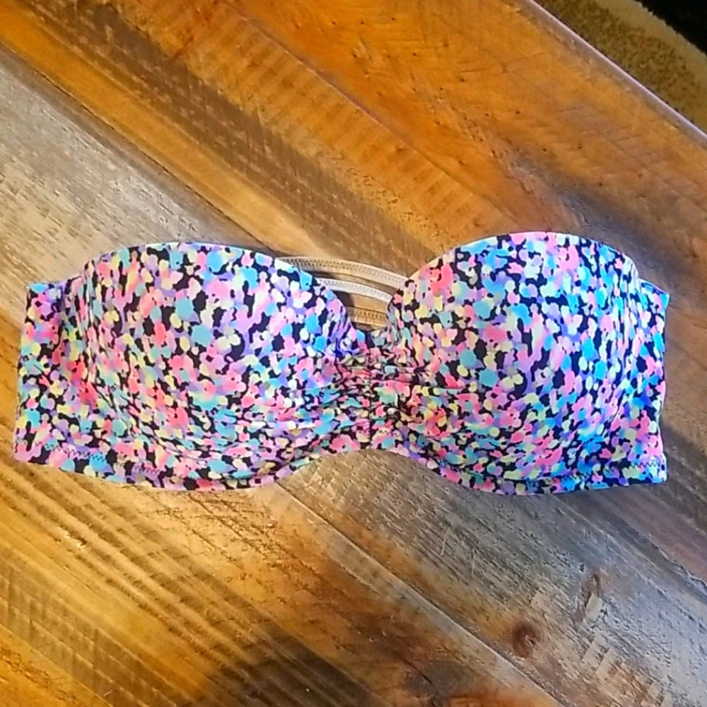 Victoria's Secret bathing suit top, 34C